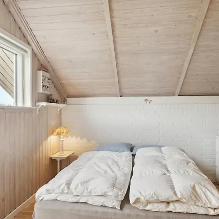 Hébergement de vacances 3 Bedroom Cozy In Logstor *