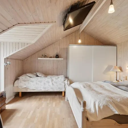 Dom wakacyjny 3 Bedroom Cozy In Logstor Løgsted